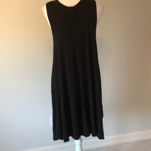 Black dress - Picture 3 of 3